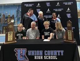 Union County Wrestler Gavin Ricketts Commits to Cleveland State University 