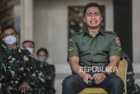The true gender of aprilia manganang has been questioned repeatedly. Qwakdzfcllgpcm