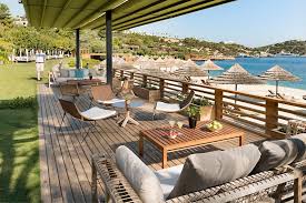 Wifi is free, and this hotel also features 3 restaurants and an outdoor pool. Blue Beach Club Und Bar Bars In Paradise Bay Mandarin Oriental Bodrum