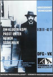 (1) die verfassung kann nur durch ein gesetz geändert werden, das den wortlaut der verfassung ausdrücklich ändert oder ergänzt. Bundesrepublik Deutschland Wehrpflicht Plakat Kriegsdienst Verweigern