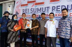 Disini pakdosen membahas secara rinci tentang pengertian, ayat, keutamaan, kedudukan, bentuk demikian penjelasan materi tentang santunan anak yatim : Sumutpos Co Dpd Rei Berikan Sembako Ke Panti Asuhan Dan Duafa