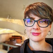 Amy Short's Instagram, Twitter & Facebook