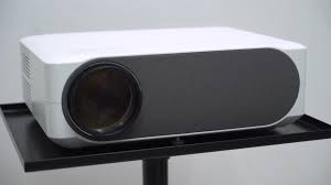 Al onze shark wall projector zijn nu te koop. Hands On Lumos Auro Home Cinema Smart Projector Nasi Lemak Tech