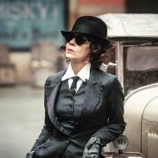 Peaky blinders has given fans a first look at helen mccory as aunt polly ahead of series five. Facebook