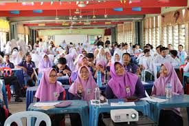 Pentaksir kawasan bagi smk rantau panjang, klang pn zuraida bt kamarudin sohaimi dari smk darul ehsan. Wadah Keterampilan Berbahasa Smk Rantau Panjang Kapar Klang