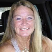 Michelle Capps's Instagram, Twitter & Facebook