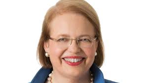 Pros to Know: ALOM's Hannah Kain Blazes Path for Women in Supply Chain