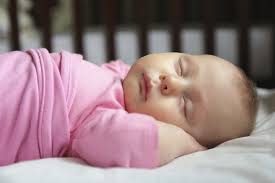 Consejos Y Precauciones Que Puedes Tomar Para Evitar Que Tu Hijo Se Caiga De La Cama