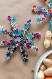 Adventsdeko Weihnachtssterne Basteln Mit Kindern Mini Stil Weihnachtssterne Basteln Mit Kindern Weihnachtsstern Basteln Basteln Mit Kindern Weihnachten