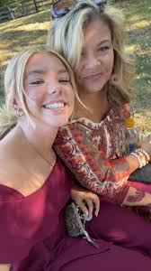 wedding season with my beautiful mama <33