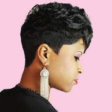 The outgrown top is styled in a side mohawk that looks simply stunning. Pin By Marie On Hair Fashion And Tips Hair Stylist Beauty Short Hair Styles Sassy Hair