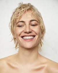 tag your concert bestie below for a chance to win a signed setlist from one  of my shows 💗