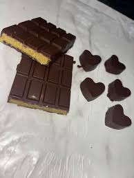 I must have the Dubai chocolate bar. We've been to Nut Kingdom and it was  decent but small. Any other places in Louisville that sell them? I'd rather  support local than order