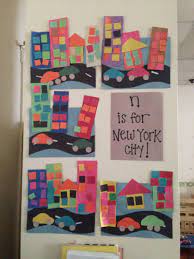 Pin By Stacey Weinberg On My Bulletin Boards Preschool Crafts Preschool Art School Crafts