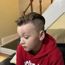 WARNER'S BARBER SHOP