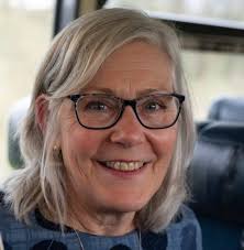 Morning, looking for recommendations for a good eatery around Penrith, I am  meeting friends so would be ideal if it has parking and is easy to find.  TIA