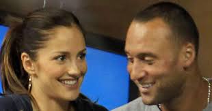Choosing between derek jeter and jake gyllenhaal is like choosing between a front row ticket to the grammys and a backstage pass at the oscars (or two other equally amazing and improbable things, but you get it). Minka Kelly Pics Derek Jeter Appreciates My Good Manners Cbs News