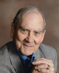 Louella Doyle's Instagram, Twitter & Facebook