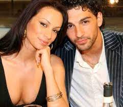 Check spelling or type a new query. Ad Amici 2021 Arriva Raimondo Todaro Che Ritrova L Ex Moglie Francesca Tocca