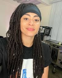 Irene Crayton's Instagram, Twitter & Facebook