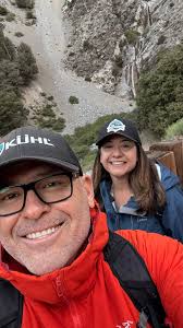 Hi all, I'm visiting LA from the 31st to the 7th and would like to know  what hikes you could suggest me out of LA. Is any groupe planning a hike  that