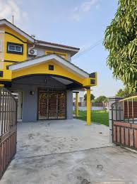 Generally industrial in nature, pasir gudang holds a colourful kite festival in february, and the local track circuit is a favourite spot for gearheads in johor. Double Storey Jalan Sejambak Taman Bukit Dahlia Pasir Gudang Roket Hartanah
