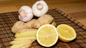 Zitronen Knoblauch Kur Zur Regeneration Des Korpers Knoblauch Zitronen Kur Zitronen Kur Smoothies Gesund