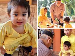 Kuala lumpur agama pada 15 oktober 2017, amyra dan amar dikurniakan seorang anak lelaki bernama aqeef anaqi amar, beliau kini hamil anak kedua. Gambar Amar Baharin Amyra Rosli Masih Pegang Pada Adat Lakukan Adat Jejak Tanah Buat Anak Media Hiburan