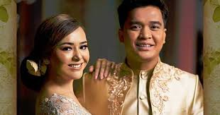 Mereka menduga kehadiran adik olga syahputra itu untuk mendukung aktris 21 tahun tersebut. Amanda Manopo Dan Billy Syahputra Nyata