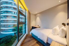 It is always open season on shopping, dining, exploring and then unwinding at our holiday inn express & suites. Holiday Inn Express Yichang Riverside Yichang Best Price Guarantee Mobile Bookings Live Chat