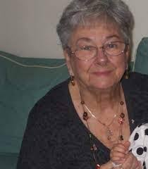 Betty Scandurra's Instagram, Twitter & Facebook