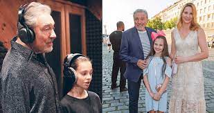 Contact sharlota gottová on messenger. Dcera Karla Gotta Charlotte Ella V Utajeni Dela Karieru Blesk Cz