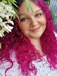 What is the scent of the ET ride at Universal Studios?