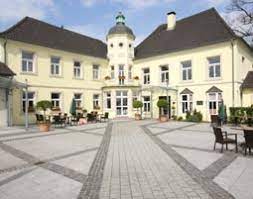 The hotel offers a restaurant. Gourmet Wochenende In Wesel Als Geschenkidee Mydays