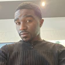 Junior always catching a stray 📺: My Wife and Kids is playing