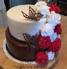 Comment Faire Des Roses En Fondant Pate A Sucre Tutoriel Papillons En Chocolat Rose En Fondant Gateau
