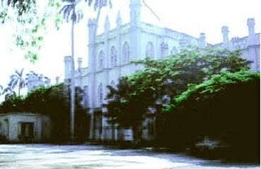 Grant Medical College (GMC), Mumbai: Courses, Fees, Admissions, Cutoffs, Reviews