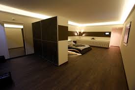 In min zur perfekten indirekten beleuchtung für decken und lichtvouten: Stuckleisten Lichtvouten Deckenprofile Fur Die Direkte Und Indirekte Led Beleuchtung
