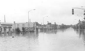 A View Of Downtown Pottstown After Hurricane Agnes Flooded The Schuylkill And Its Tributaries In 1972 Pho Atlantic Hurricane New York Skyline Hurricane Season