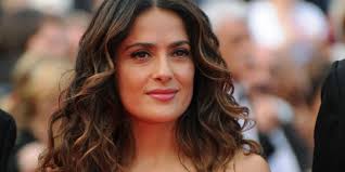 Además también se ha desarrollado como. Salma Hayek Explains Her Minimal Make Up Routine