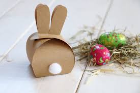 Oster Diy Hasen Schachtel Falten Inkl Freebie Lavendelblog Ostern Geschenke Basteln Schachtel Falten Basteln Ideen Ostern