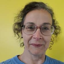 Suzanne Parsons's Instagram, Twitter & Facebook