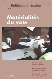 A contrario, la présentation de la carte, si elle n'est pas obligatoire, permet de vous retrouver plus facilement sur la liste électorale le jour du vote. La Machine Electorale Culture Materielle Des Bureaux De Vote Au Ghana Au Kenya Et En Ouganda Cairn Info