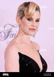 Without dress hi-res stock photography and images