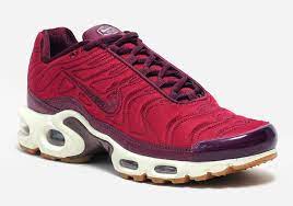 Nike Air Max Plus Satin Night Maroon 848891 600 Sneakernews Com Nike Air Max Nike Nike Air Max Plus
