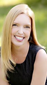 Bethany Hendricks's Instagram, Twitter & Facebook