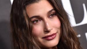 Mauve Is The Hair Color Trend You're About To See Everywhere