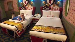 As we stated in our tokyo disneyland hotel review, if you set aside the location of hotel miracosta, tokyo disneyland hotel is actually the better of the two. Tokyo Disneyland Hotel Alice In Wonderland Hotel Room Tour ã‚­ãƒ£ãƒ©ã‚¯ã‚¿ãƒ¼ãƒ‡ã‚£ã‚ºãƒ‹ãƒ¼ãµã—ãŽã®å›½ã®ã‚¢ãƒªã‚¹ãƒ«ãƒ¼ãƒ  Youtube