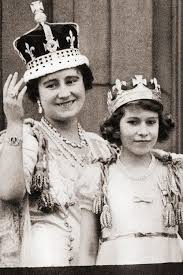 In 1927, when queen elizabeth was just a baby, she rode around windsor castle with her cousin gerald lascelles. Queen Elizabeth Ii Fashion Pictures Over Time Photos Of Young Queen Elizabeth