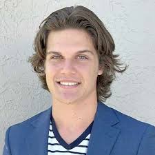 Engaging today's world. Producing tomorrow's leaders. ENGAGE2022–2023